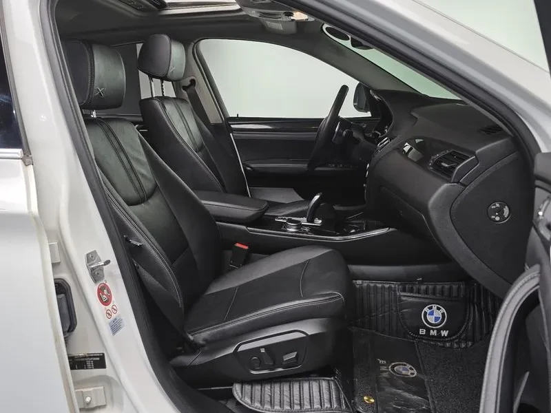 BMW X4 2.0d, снимка 11 - Автомобили и джипове - 54605281