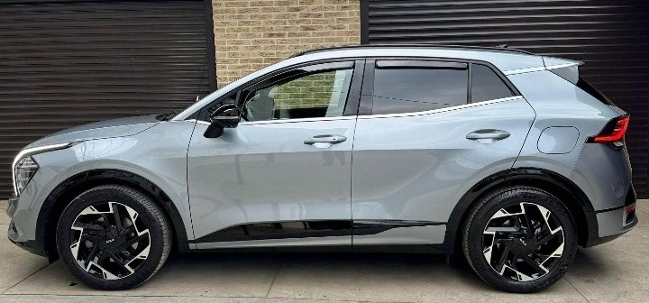 Kia Sportage GT LINE HYBRID , снимка 3 - Автомобили и джипове - 54761636