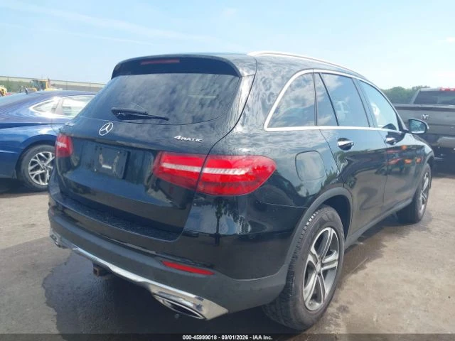 Mercedes-Benz GLC 300 BURMESTER , снимка 4 - Автомобили и джипове - 56114827