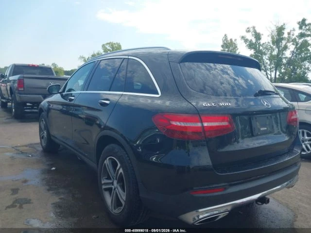 Mercedes-Benz GLC 300 BURMESTER , снимка 3 - Автомобили и джипове - 56114827