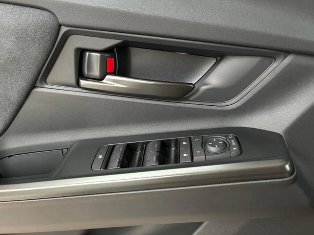 Toyota C-HR EV LOUNGE 4X4 MATRIX-LED 360-CAMERA , снимка 13 - Автомобили и джипове - 56227855