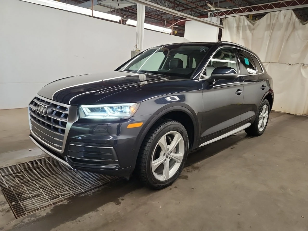 Audi Q5 * CARFAX * АВТО КРЕДИТ * ЦЕНА ДО БГ! - изображение 2