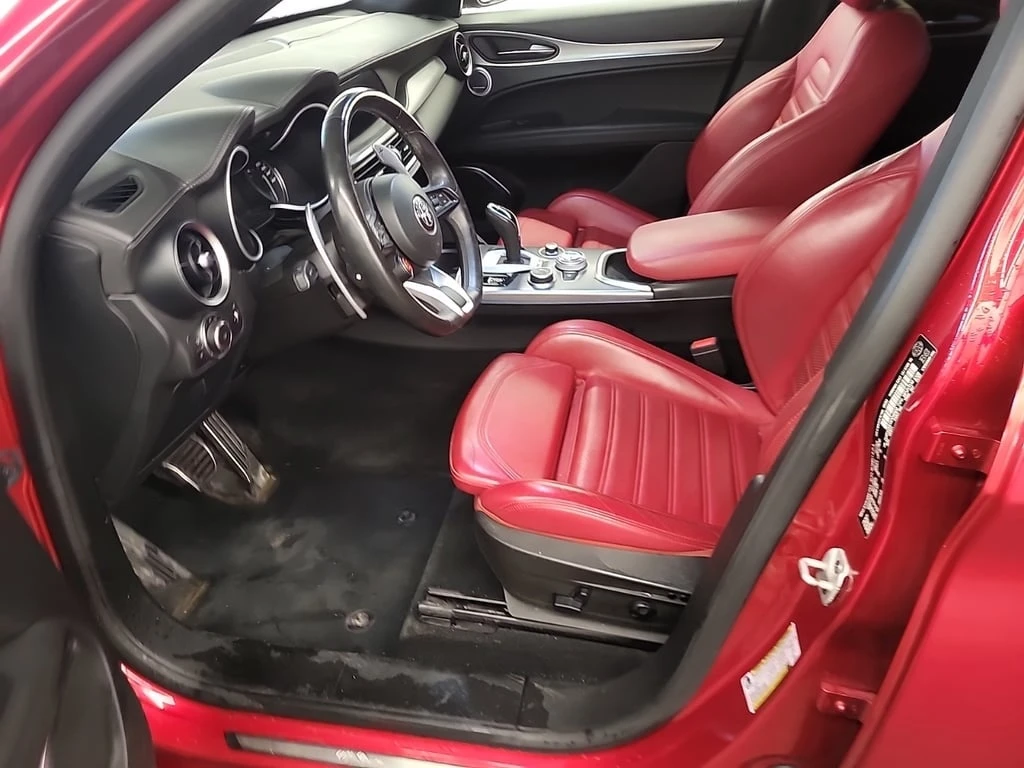 Alfa Romeo Stelvio * VELOCE * CARFAX * БЕЗ ПЪРВОНАЧАЛНА ВНОСКА - изображение 9