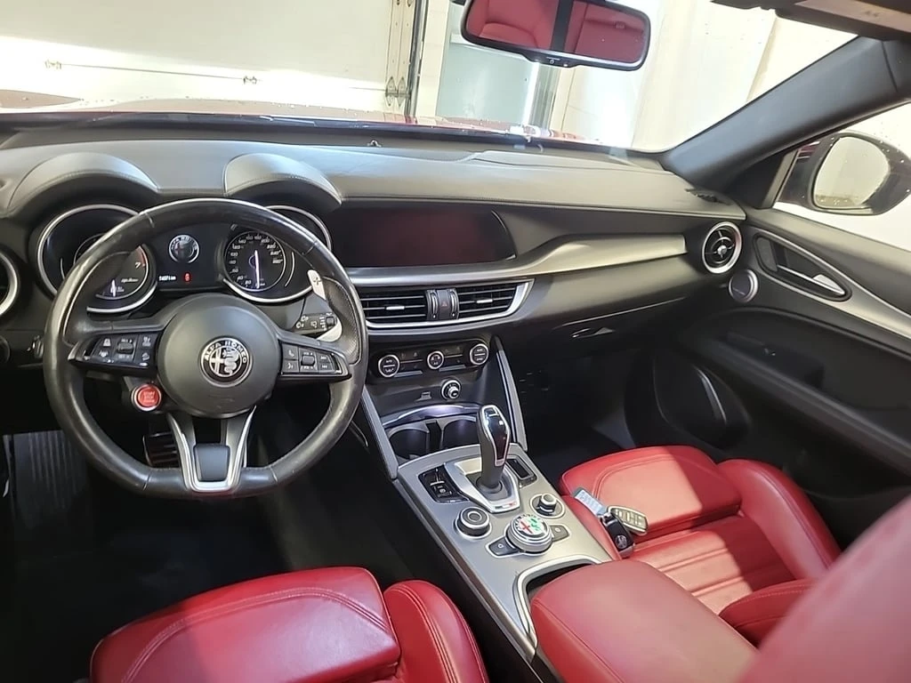 Alfa Romeo Stelvio * VELOCE * CARFAX * БЕЗ ПЪРВОНАЧАЛНА ВНОСКА - изображение 10