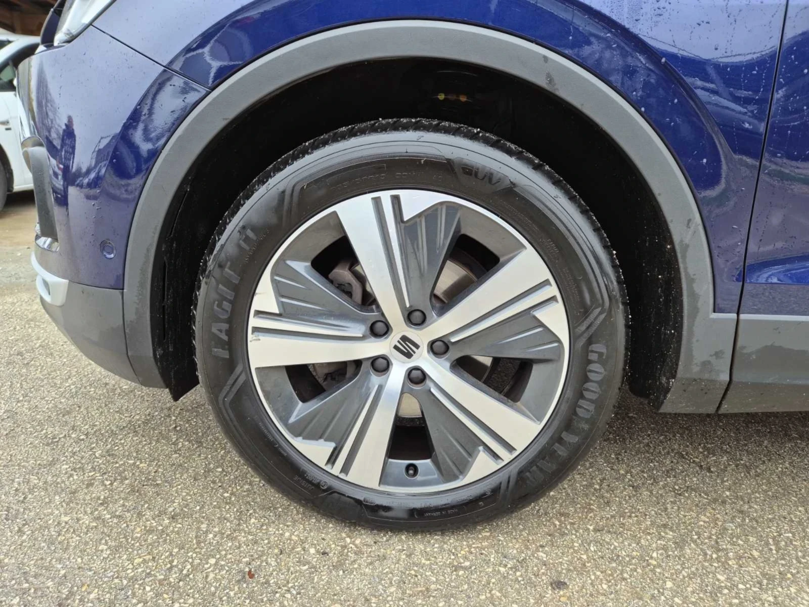 Seat Tarraco 2.0TDI 150к.с 7 места - изображение 9