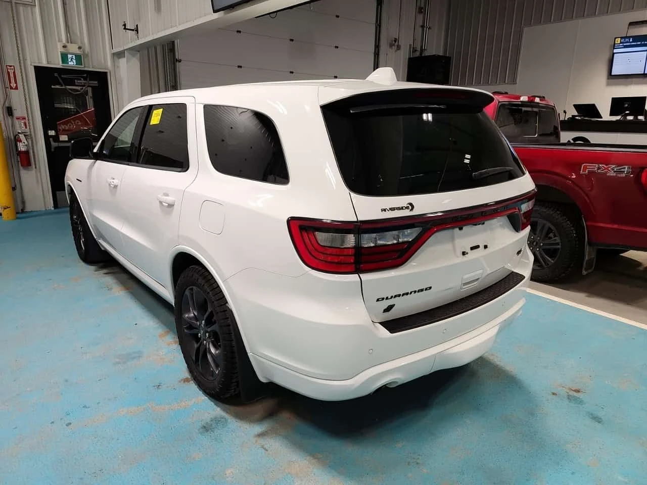 Dodge Durango * 5.7 Hemi * R/T * CARFAX * Без инциденти *  - изображение 4