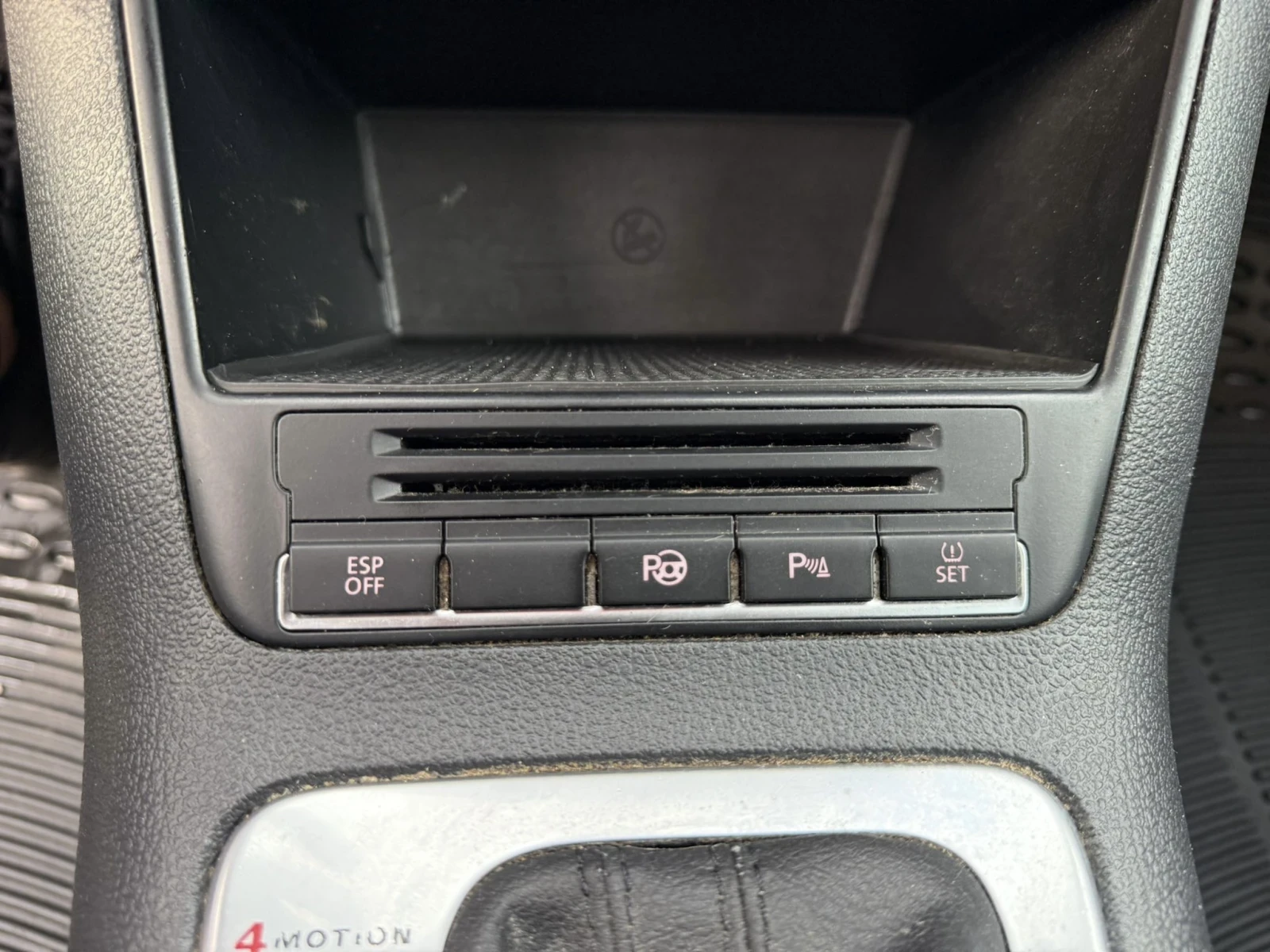 VW Tiguan 2.0TDI 4MOTION AUTOMATIC , снимка 13 - Автомобили и джипове - 53685030