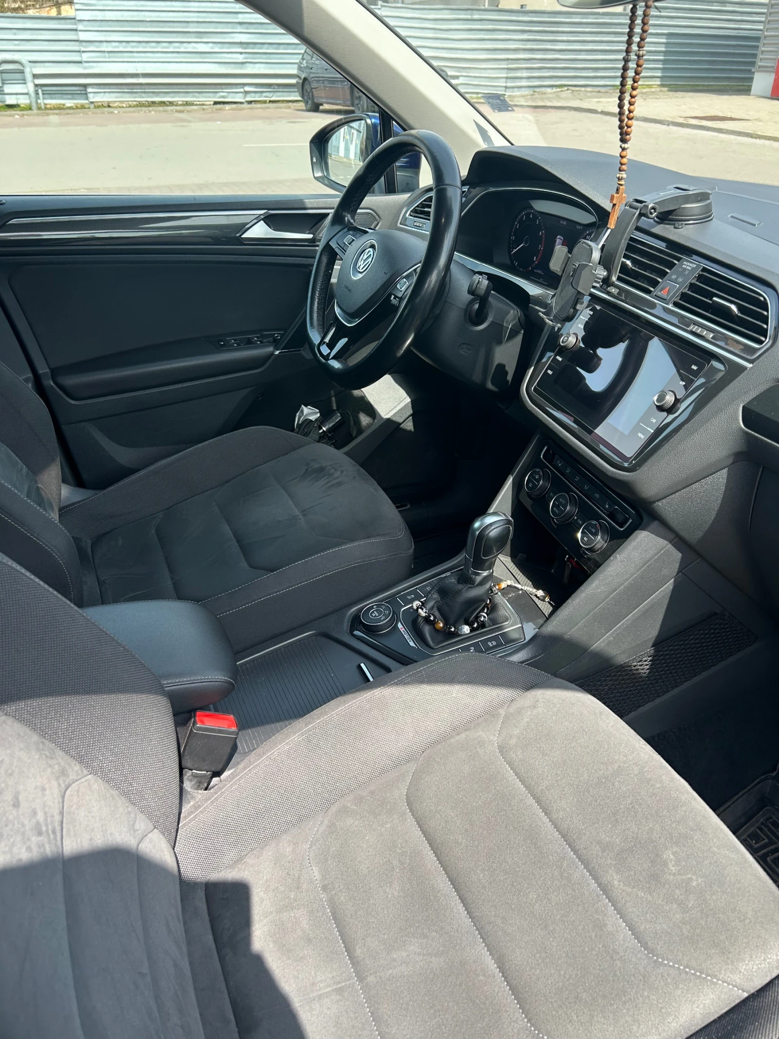 VW Tiguan Volkswagen Tiguan Highline 4Motion 2.0 TSI 180 к.с, снимка 13 - Автомобили и джипове - 54194809