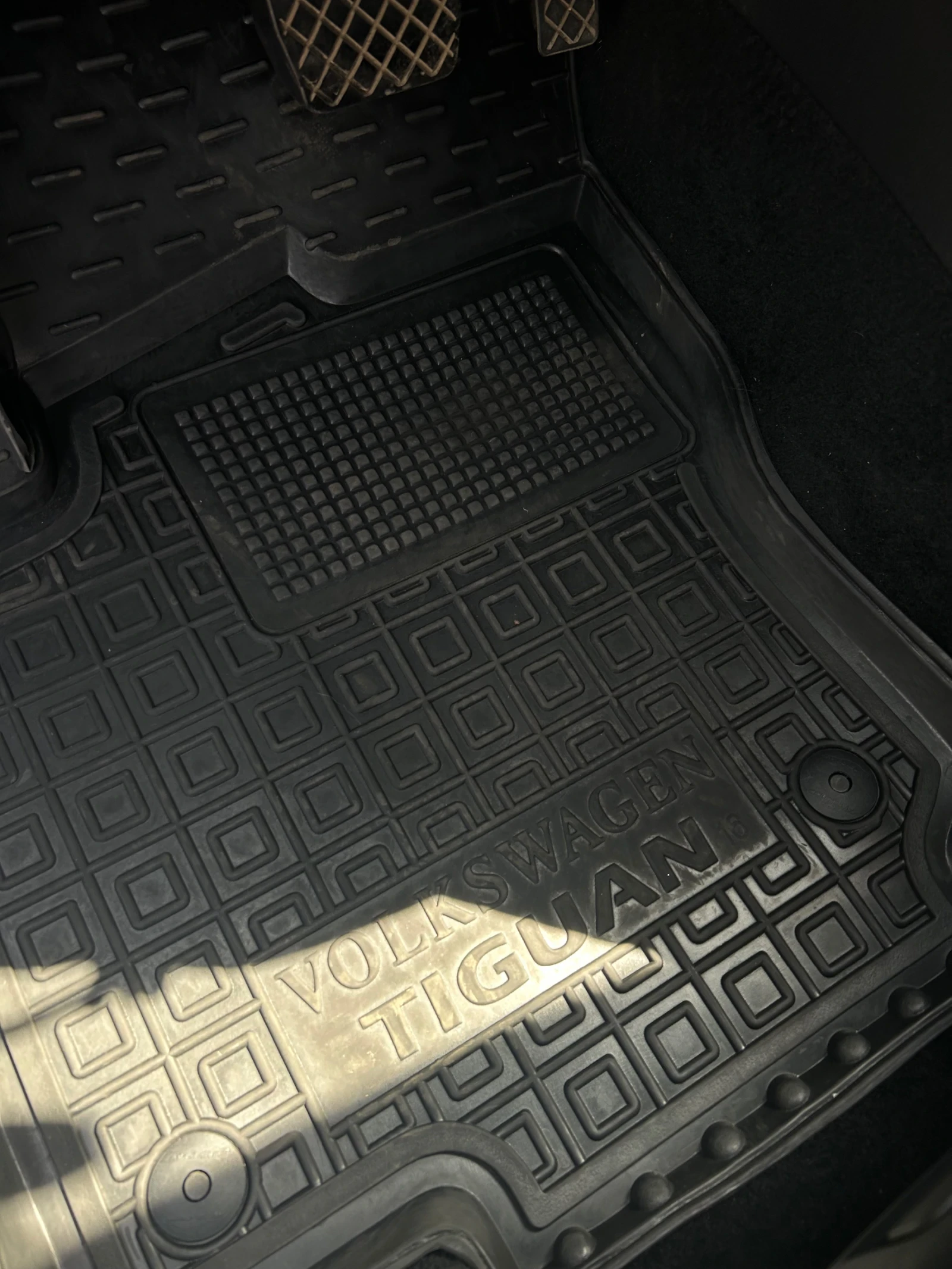 VW Tiguan Volkswagen Tiguan Highline 4Motion 2.0 TSI 180 к.с, снимка 16 - Автомобили и джипове - 54194809