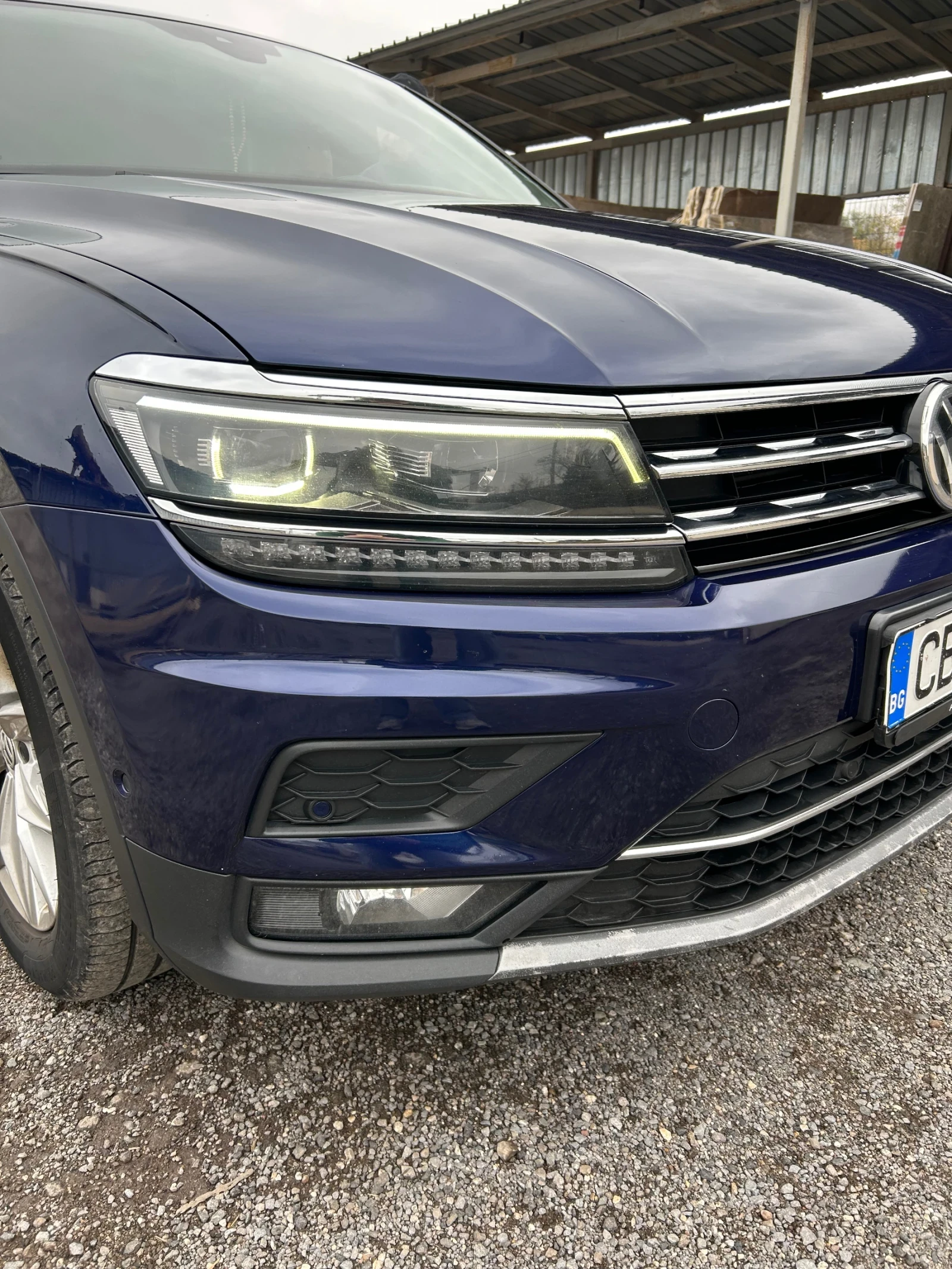 VW Tiguan Volkswagen Tiguan Highline 4Motion 2.0 TSI 180 к.с, снимка 3 - Автомобили и джипове - 54194809