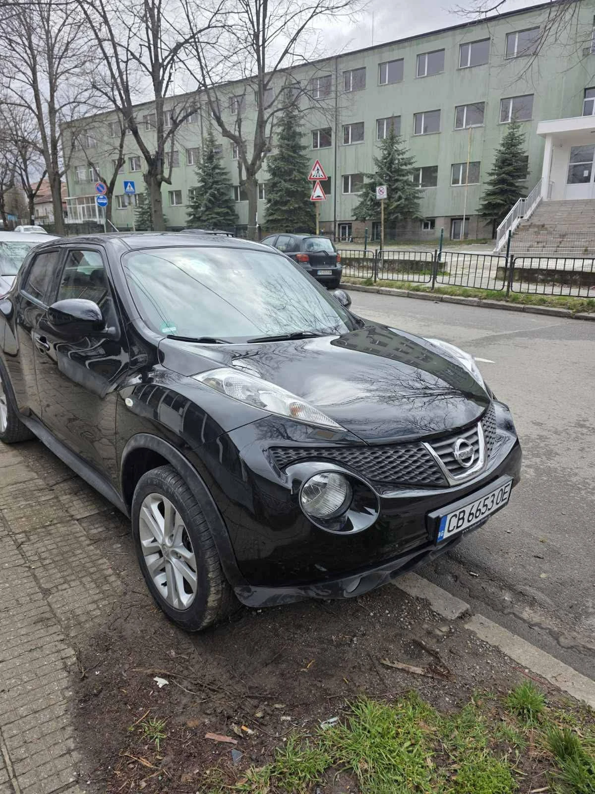 Nissan Juke, снимка 4 - Автомобили и джипове - 54454087