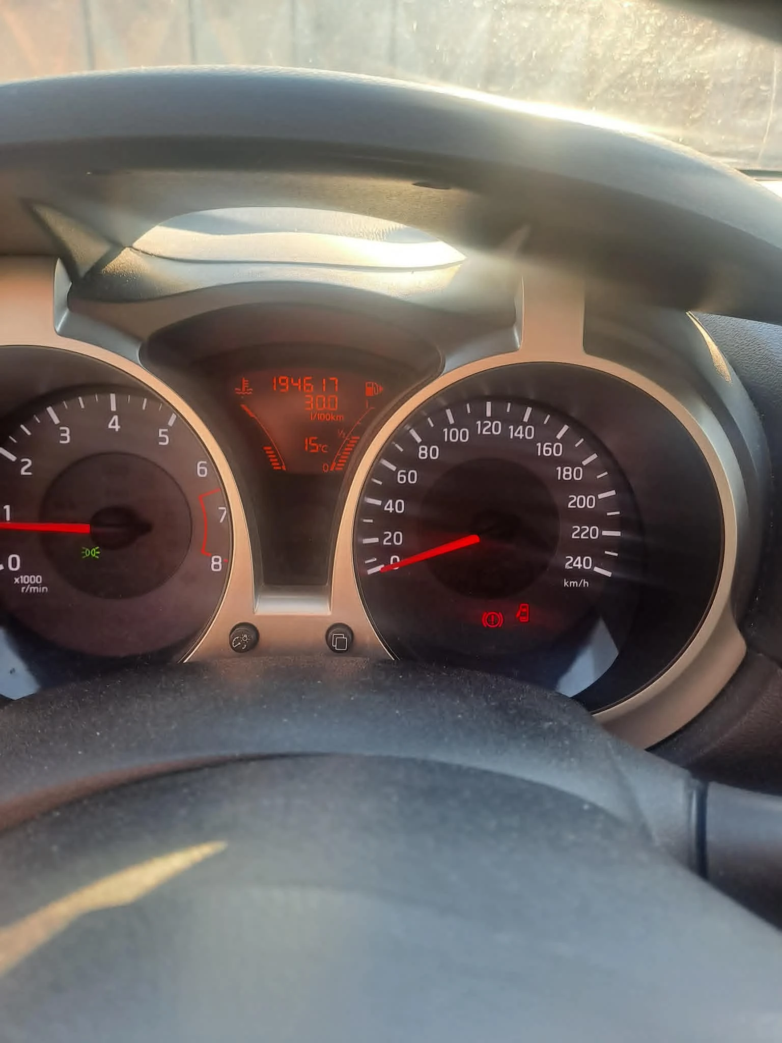Nissan Juke, снимка 5 - Автомобили и джипове - 54454087