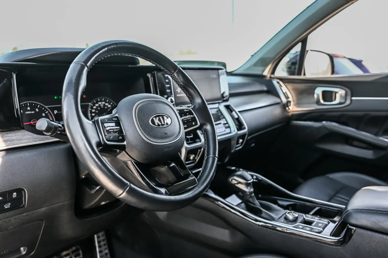 Kia Sorento, снимка 14 - Автомобили и джипове - 54881546