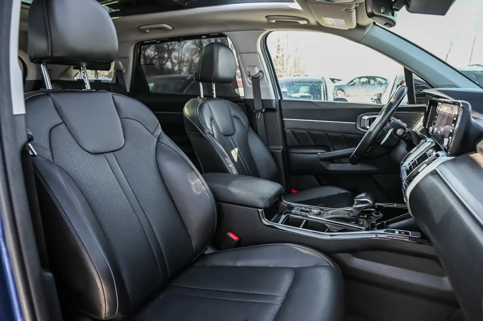 Kia Sorento, снимка 16 - Автомобили и джипове - 54881546