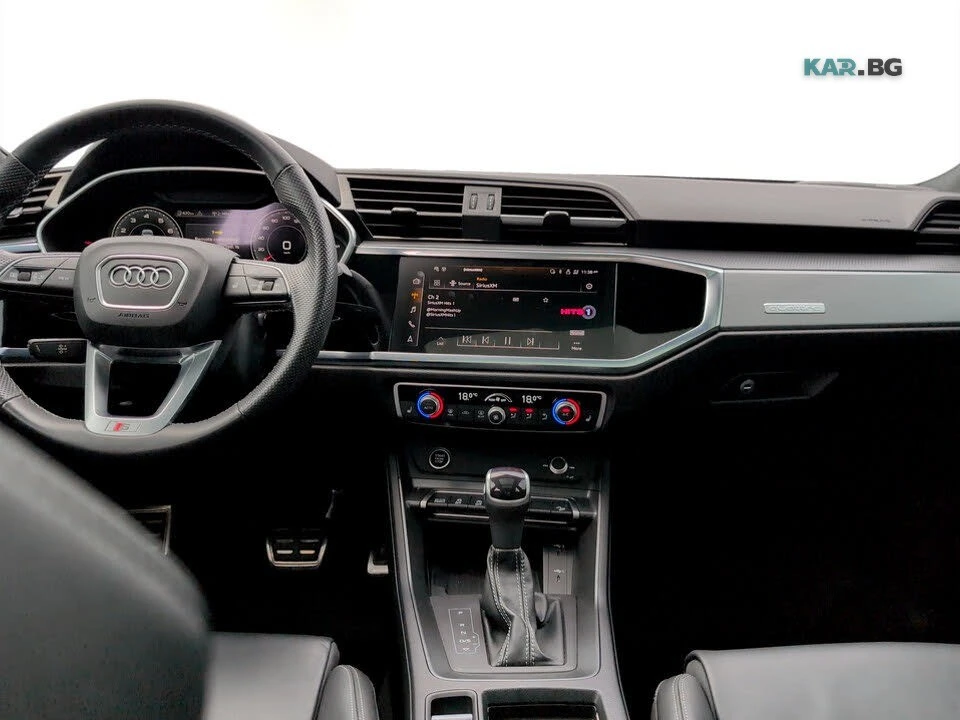 Audi Q3 Technik * АвтоКредит * (ЦЕНА ДО БГ), снимка 13 - Автомобили и джипове - 54918397