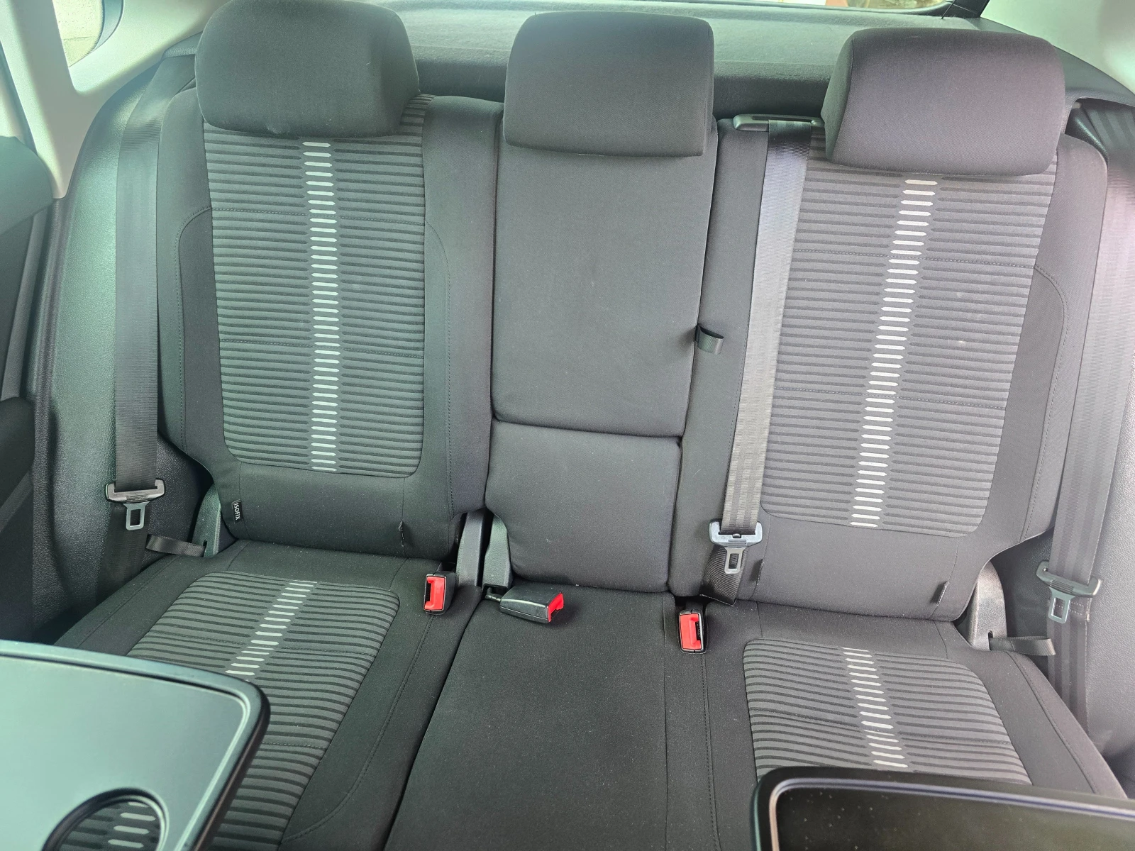 VW Tiguan 2.0TDI-КОМЪН РЕЙЛ-ЕВРО 5В-4Х4-6 СКОРОСТИ, снимка 17 - Автомобили и джипове - 55057314