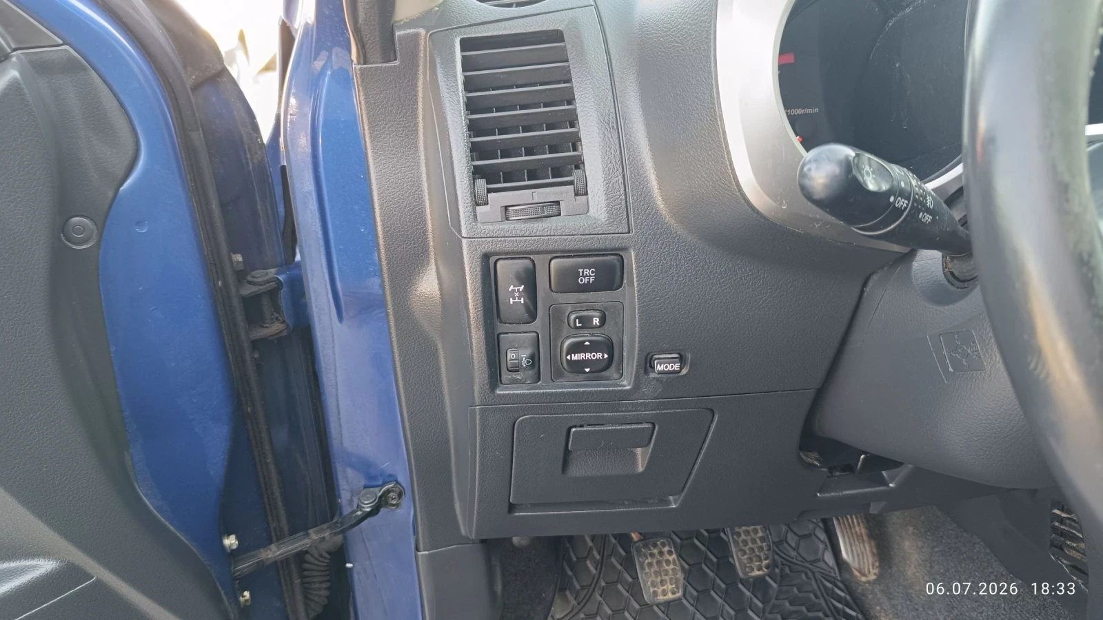 Daihatsu Terios 1.5i.105к.с.4х4., снимка 9 - Автомобили и джипове - 55204633