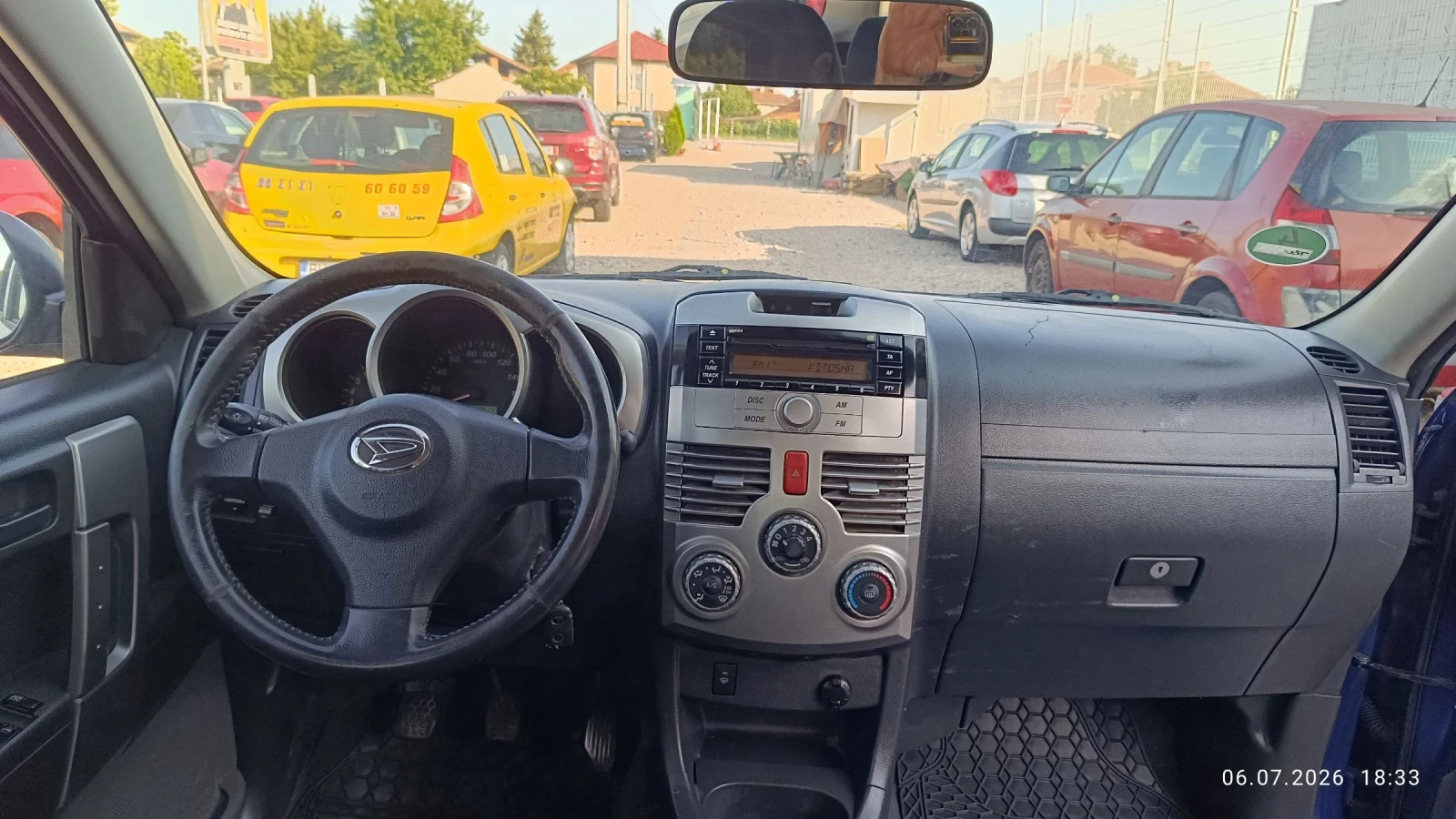 Daihatsu Terios 1.5i.105к.с.4х4., снимка 10 - Автомобили и джипове - 55204633
