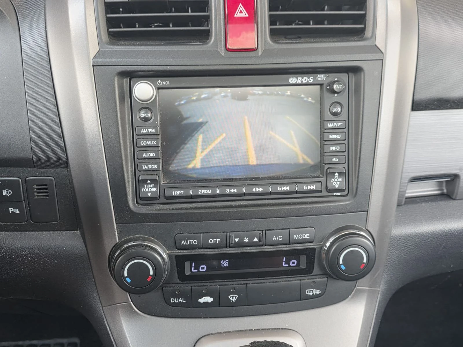 Honda Cr-v 2.0 4X4 AUTOMATIC, снимка 9 - Автомобили и джипове - 55404772