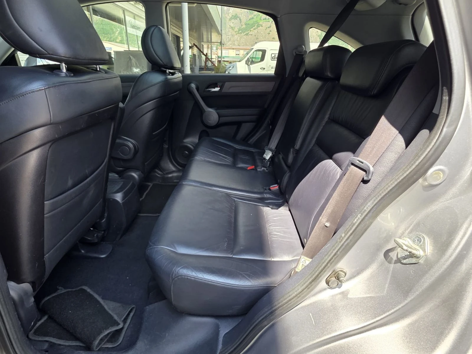 Honda Cr-v 2.0 4X4 AUTOMATIC, снимка 8 - Автомобили и джипове - 55404772