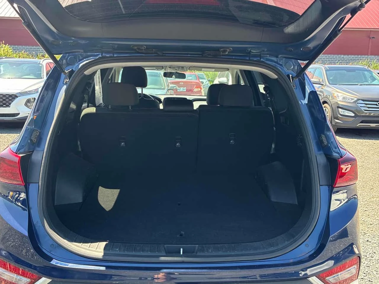 Hyundai Santa fe  Essential / CARFAX / АВТОКРЕДИТ , снимка 13 - Автомобили и джипове - 55701390