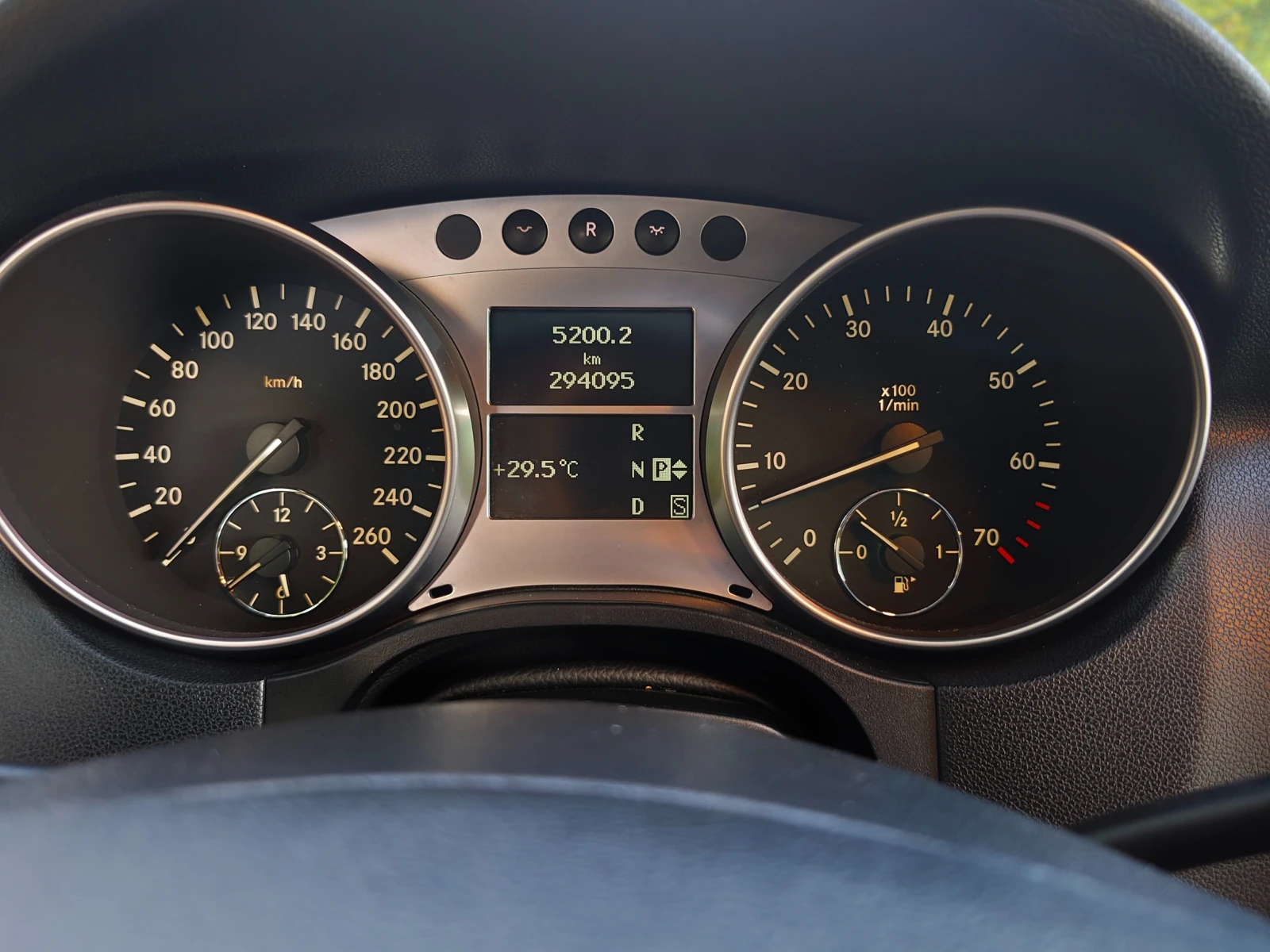 Mercedes-Benz ML 350 Швейцария, снимка 15 - Автомобили и джипове - 55946321
