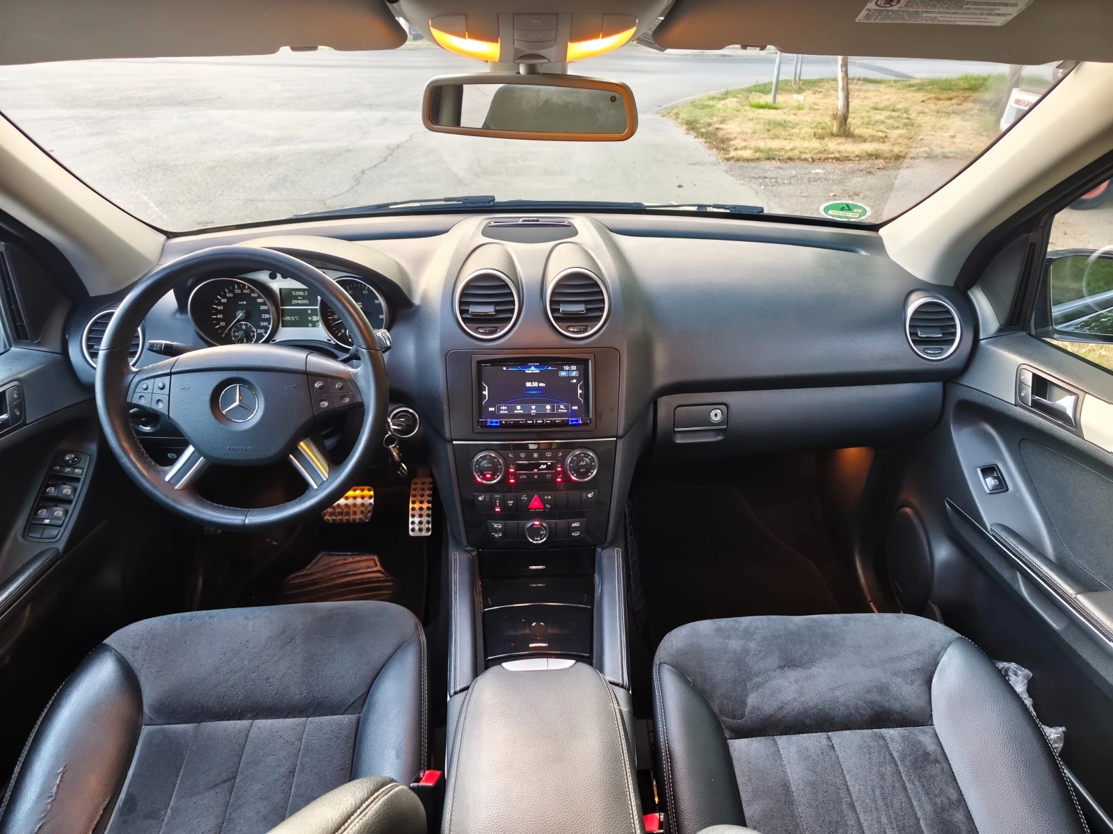Mercedes-Benz ML 350 Швейцария, снимка 7 - Автомобили и джипове - 55946321