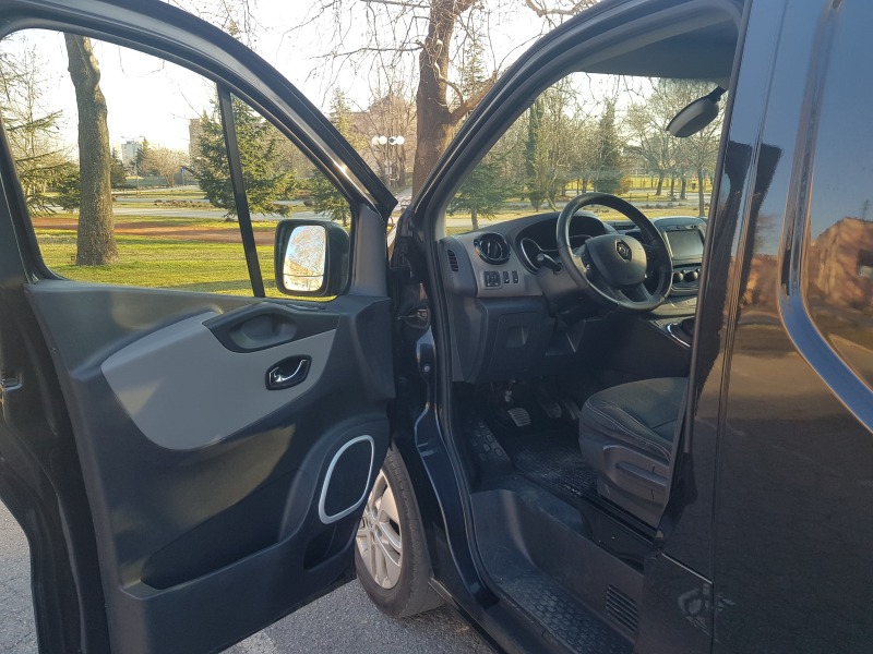 Renault Trafic CDI 120, снимка 10 - Бусове и автобуси - 45953187