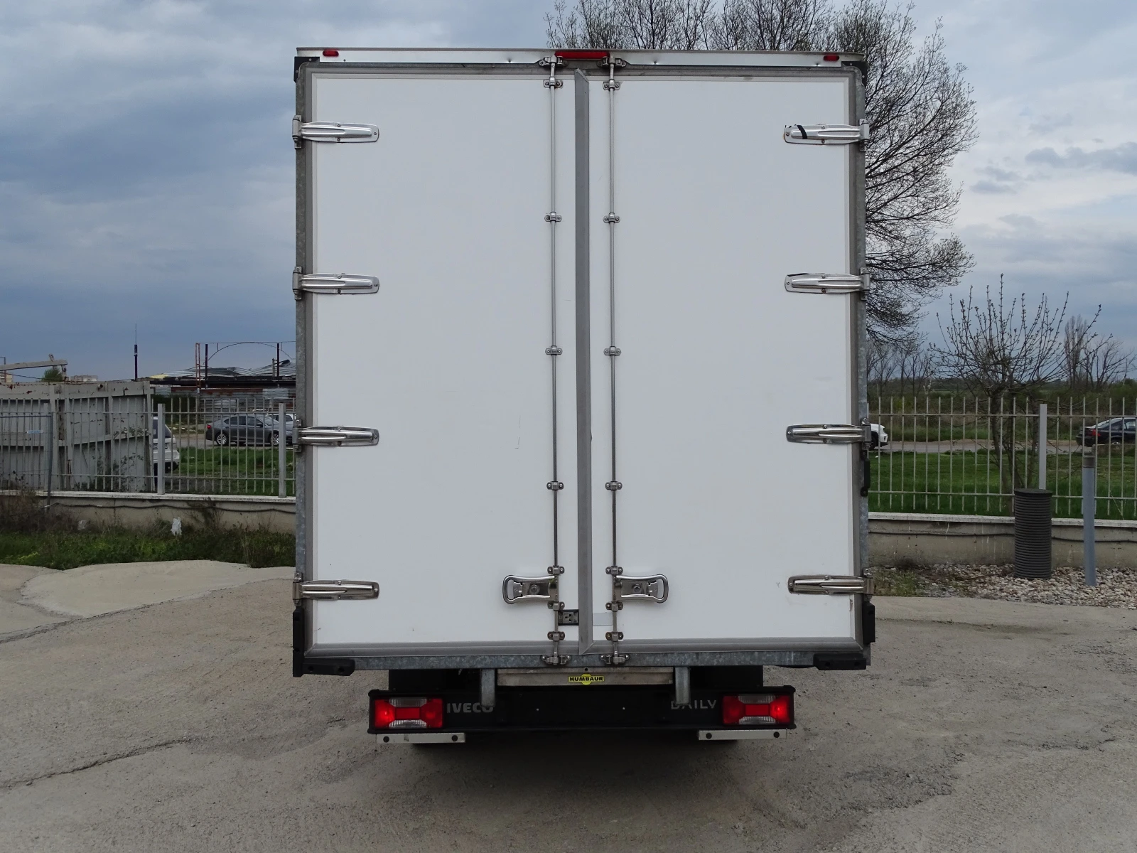 Iveco Daily 35S14 * * КЛИМАТИК* * , снимка 5 - Бусове и автобуси - 54257548