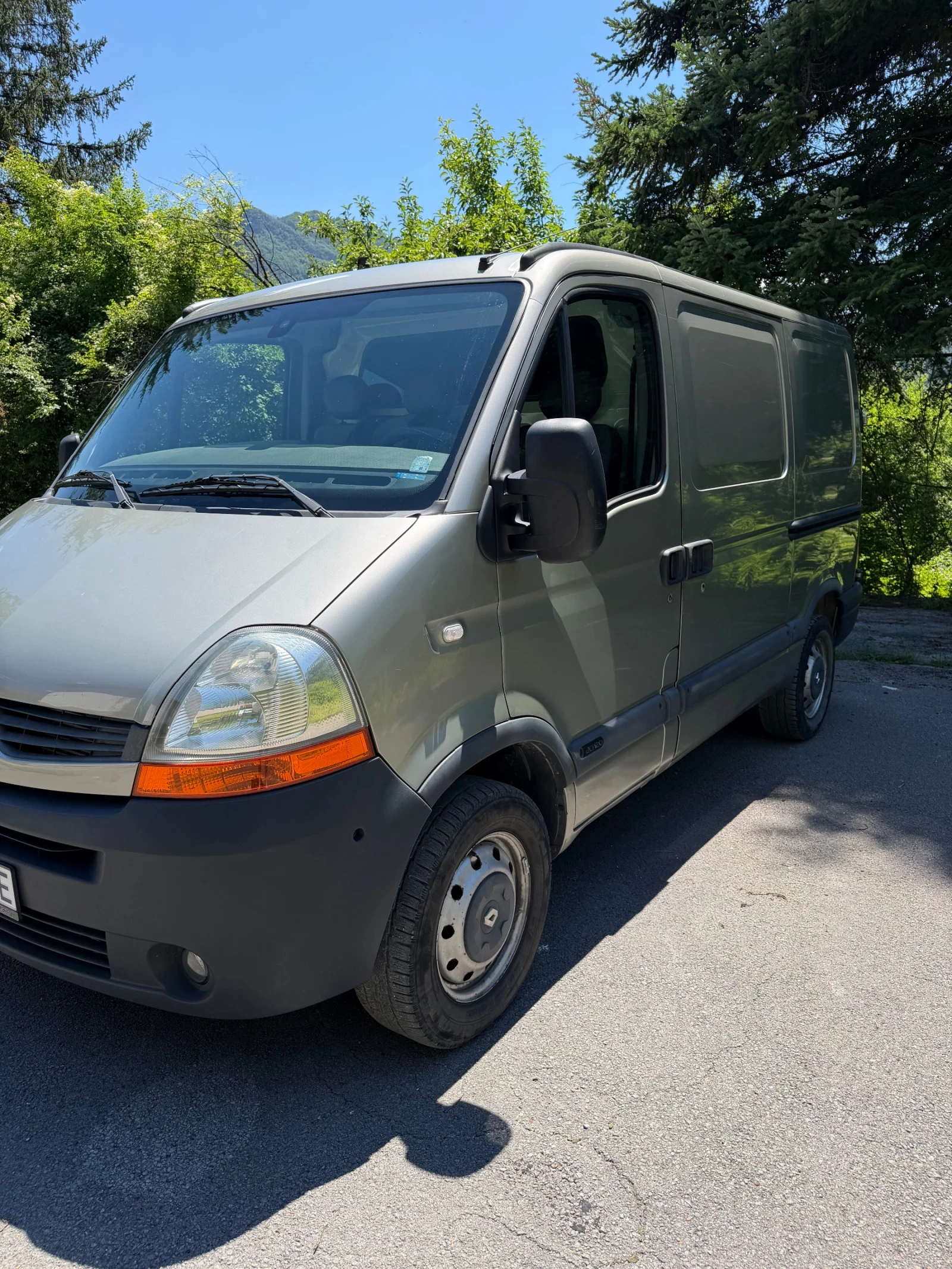 Renault Master 2.5dCI, снимка 3 - Бусове и автобуси - 55266919
