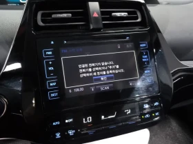 Toyota Prius 1.8 E, снимка 16