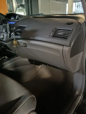 Обява за продажба на Honda Civic 1.8 ~6 200 лв. - изображение 9