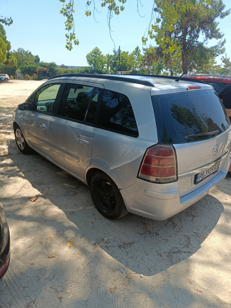 Opel Zafira, снимка 2 - Автомобили и джипове - 47284313