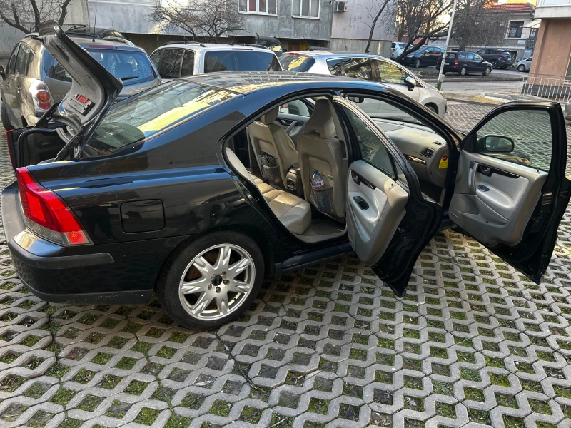 Volvo S60, снимка 2 - Автомобили и джипове - 48519544