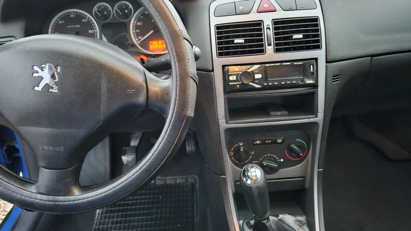 Peugeot 307 2.0 HDI, снимка 13 - Автомобили и джипове - 48791440