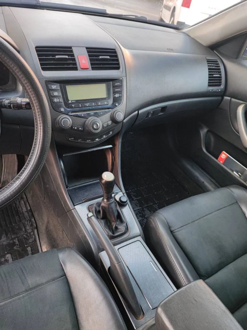 Honda Accord 2.2, снимка 5 - Автомобили и джипове - 49437558