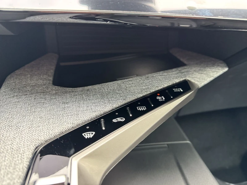 Peugeot 5008 НОВ!GT/145HP/COMF-PACK/360/NAVI/AMB/KLESS/255vpr, снимка 17 - Автомобили и джипове - 49906503