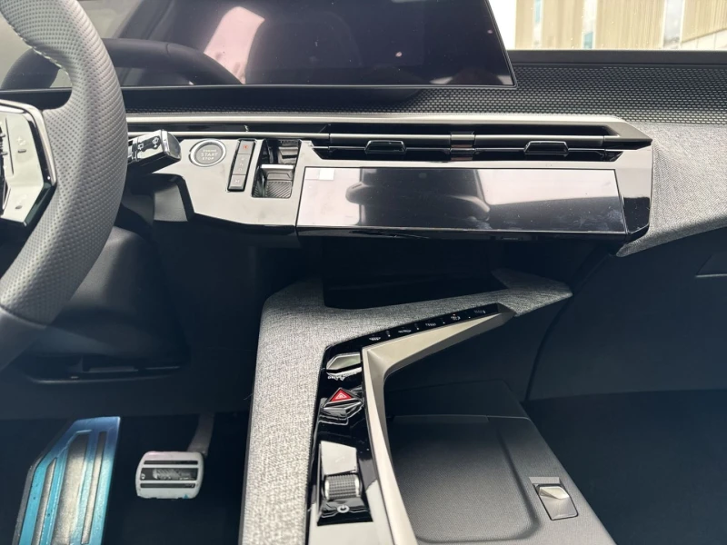 Peugeot 5008 НОВ!GT/145HP/COMF-PACK/360/NAVI/AMB/KLESS/255vpr, снимка 10 - Автомобили и джипове - 49906503