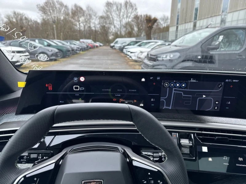Peugeot 5008 НОВ!GT/145HP/COMF-PACK/360/NAVI/AMB/KLESS/255vpr, снимка 9 - Автомобили и джипове - 49906503