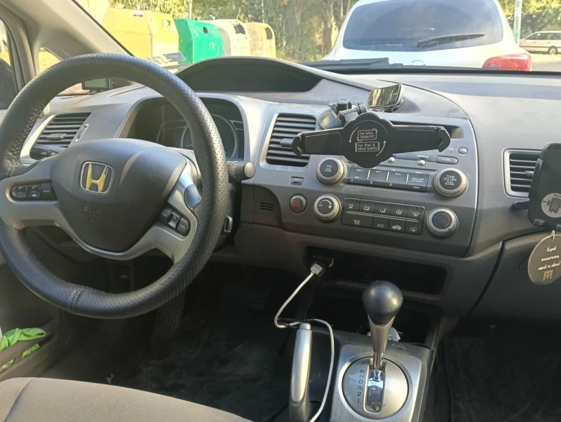 Honda Civic 1.8, снимка 13 - Автомобили и джипове - 52120286