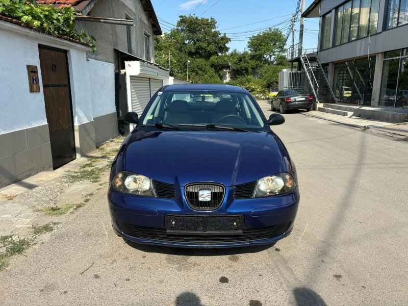 Seat Cordoba, снимка 4 - Автомобили и джипове - 52338050