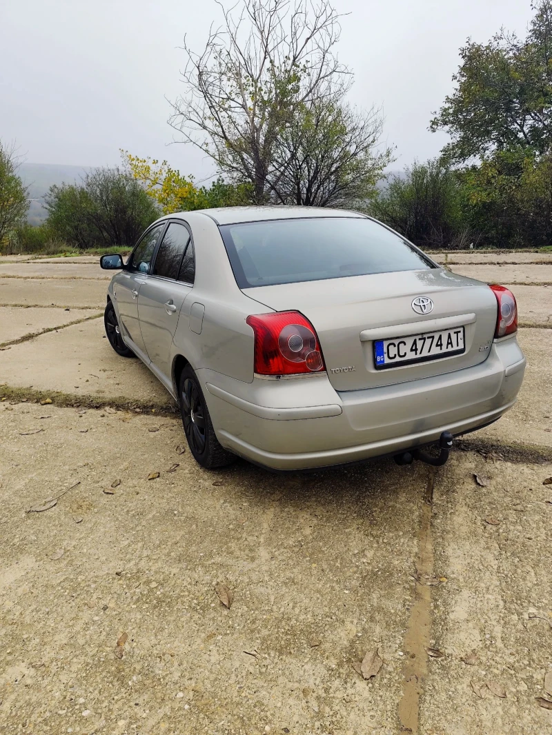 Toyota Avensis 2.0 116 к.с., снимка 4 - Автомобили и джипове - 52439397