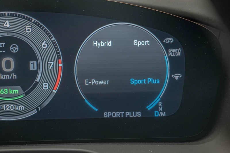 Porsche Panamera Turbo E-Hyb/PDLS+ /PDK/Active Ride/Burm/Beifahrer-, снимка 14 - Автомобили и джипове - 52439923