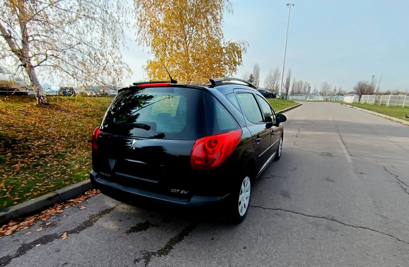 Peugeot 207 1.4 Station Wagon, снимка 3 - Автомобили и джипове - 52825127