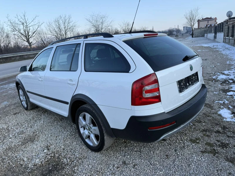 Skoda Octavia 2.0 Tdi 140 Scout, снимка 6 - Автомобили и джипове - 53187747