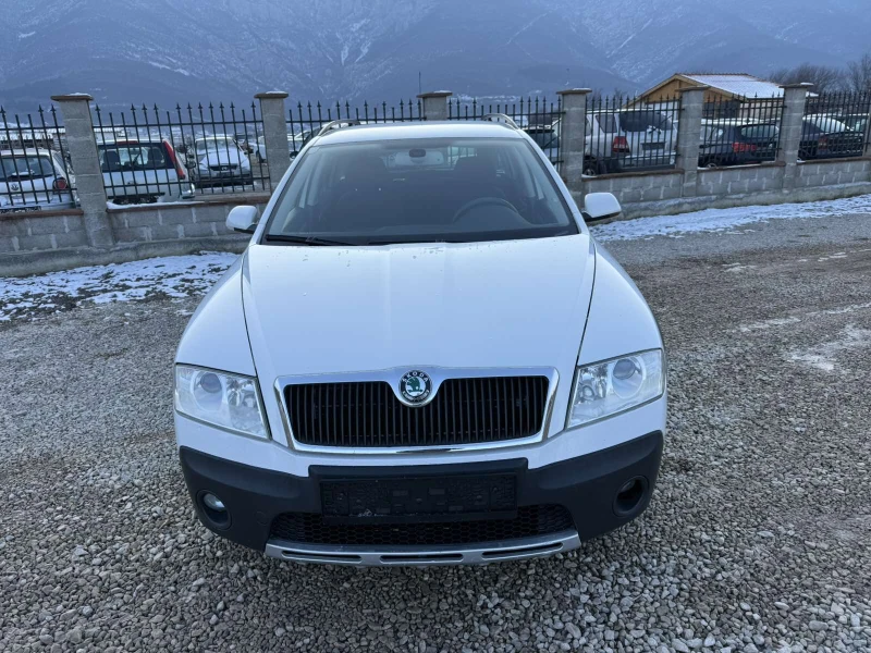 Skoda Octavia 2.0 Tdi 140 Scout, снимка 9 - Автомобили и джипове - 53187747