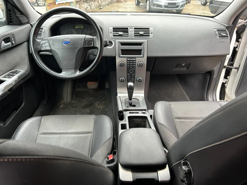 Volvo V50 2.0 136 к.с , снимка 8 - Автомобили и джипове - 53387221