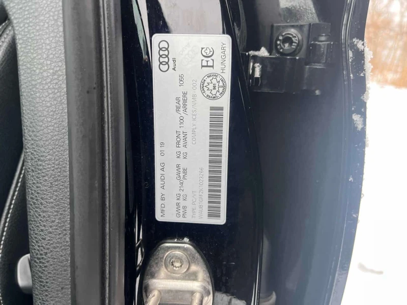 Audi S3 * Progressiv * CARFAX * ПОДГРЕВ* ПАНОРАМА* , снимка 10 - Автомобили и джипове - 53581420