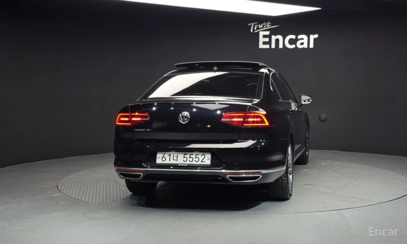 VW Passat, снимка 4 - Автомобили и джипове - 53597788