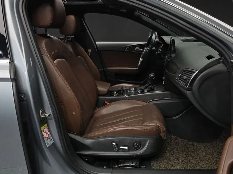 Audi A6 2.0 TDI, снимка 11 - Автомобили и джипове - 54147846